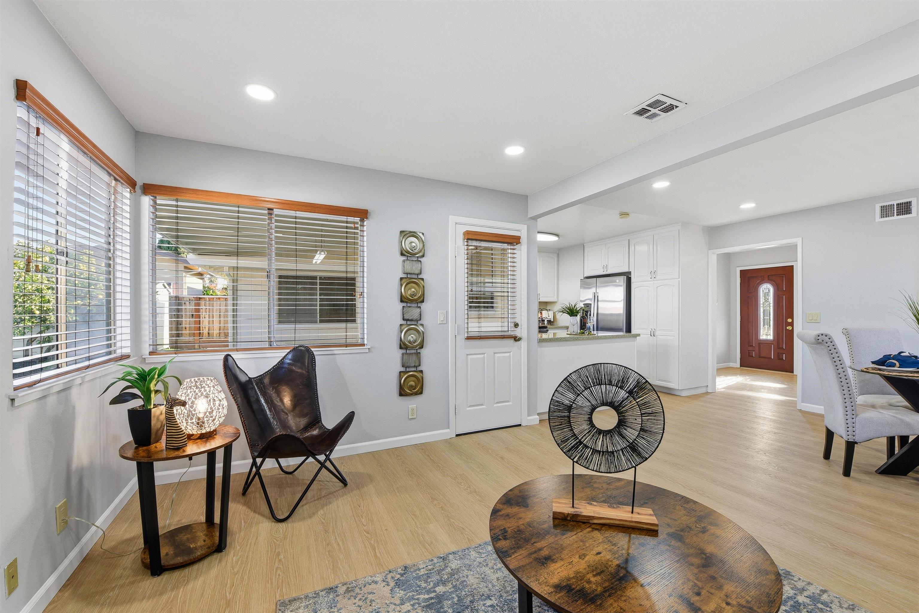 37768 Rockspray Street Newark, CA 94560 - Photo 14 of 34 a view of a livingroom with furniture