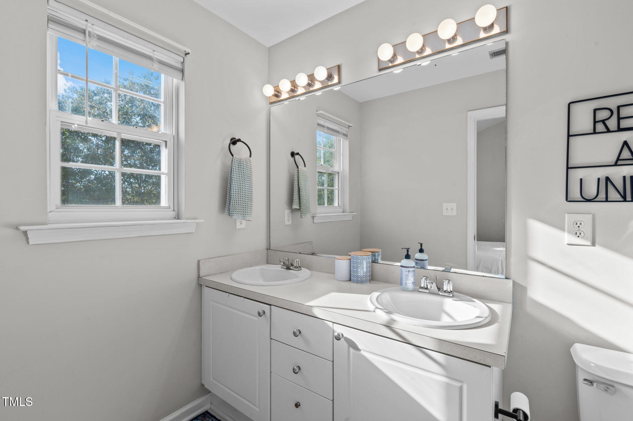 2105 Persimmon Ridge Drive Raleigh, NC 27604 - Photo 14 of 28 Primary Bath