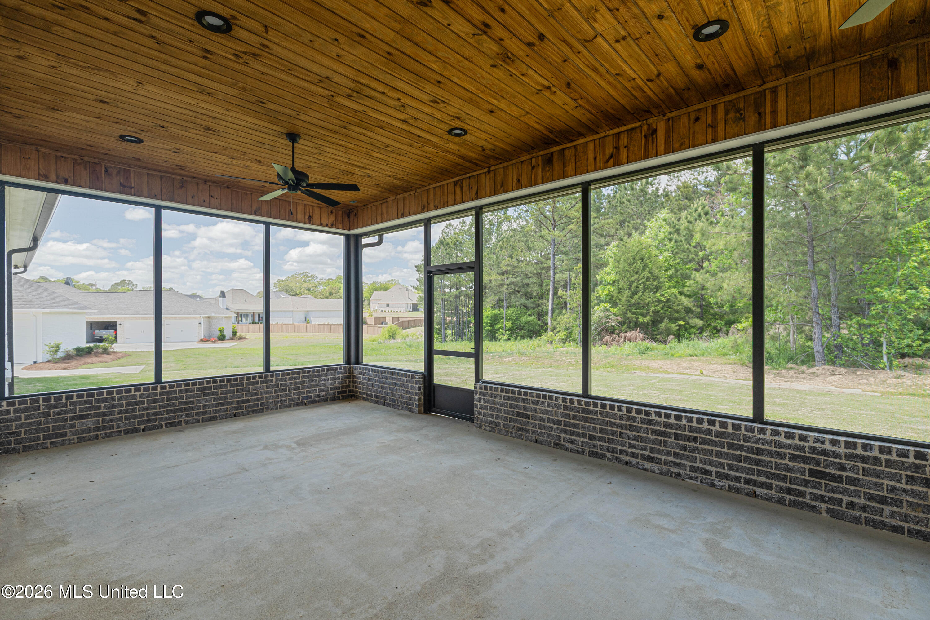 629 Big Vly Loop Flowood, MS 39232 - Photo 14 of 68 IMG_8438-Edit