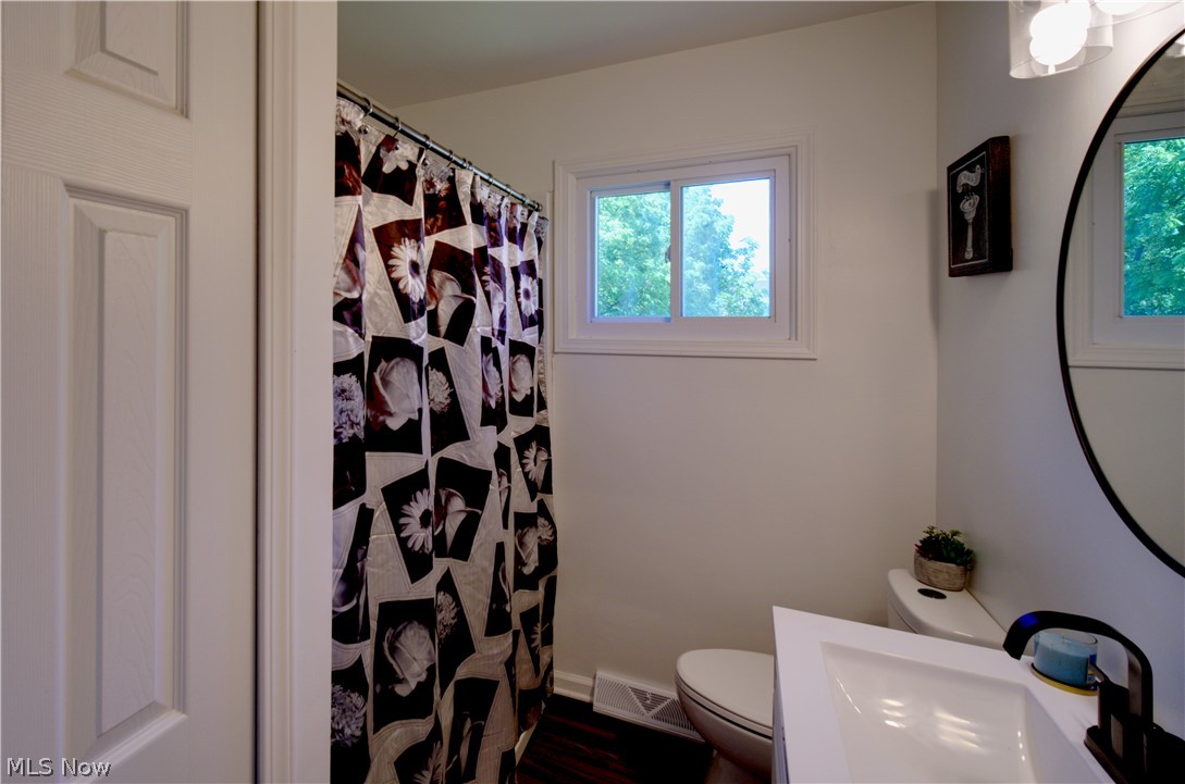 3561 Johnson Road Norton, OH 44203 - Photo 6 of 15
