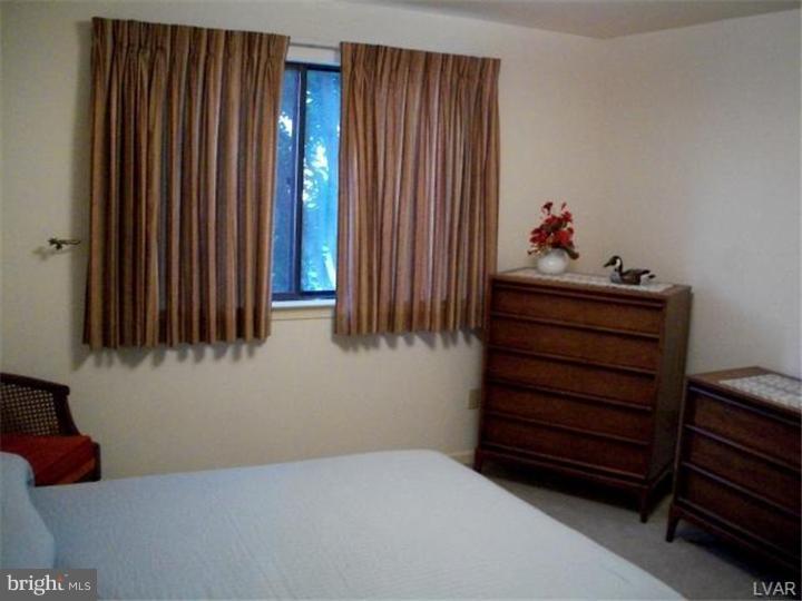911-6 Cold Spring Road, Unit 6 Allentown, PA 18103 - Photo 12 of 17 Gallery Image 12