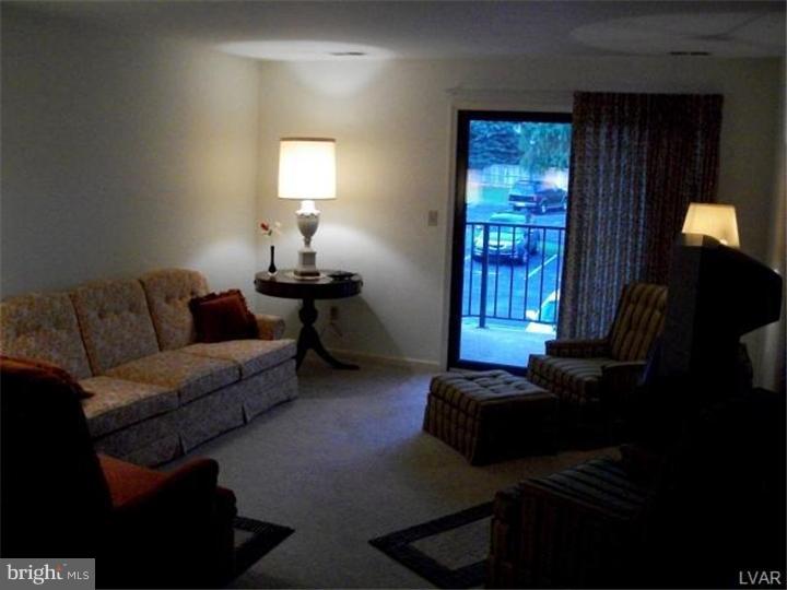 911-6 Cold Spring Road, Unit 6 Allentown, PA 18103 - Photo 4 of 17 Gallery Image 4