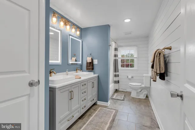 $289,000 | 2340 Table Rock Road, Biglerville, PA 17307