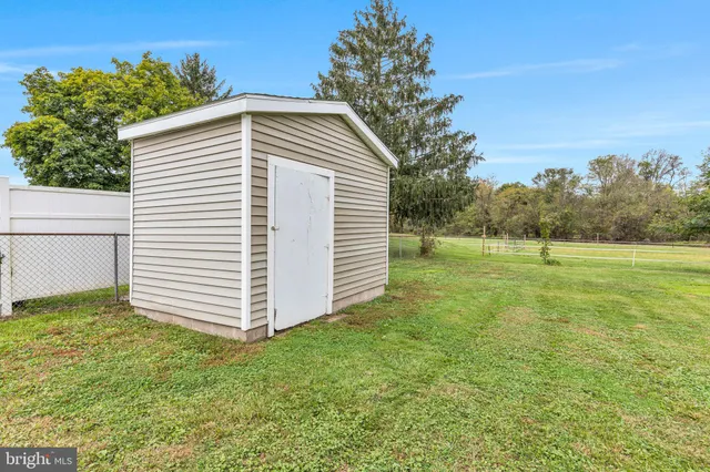 $289,000 | 2340 Table Rock Road, Biglerville, PA 17307