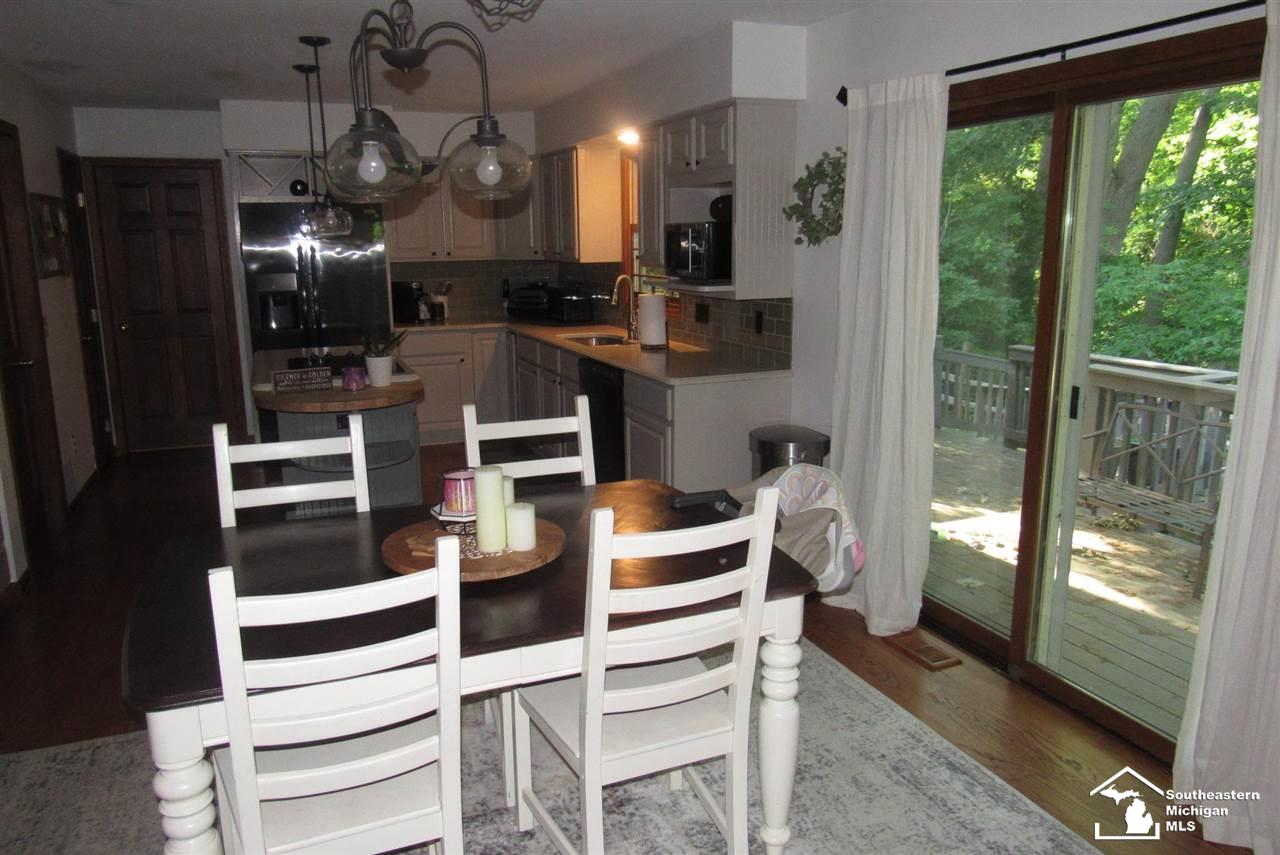 2489 Sandpiper Road Lambertville, MI 48144 - Photo 16 of 51 50079919-15.JPG