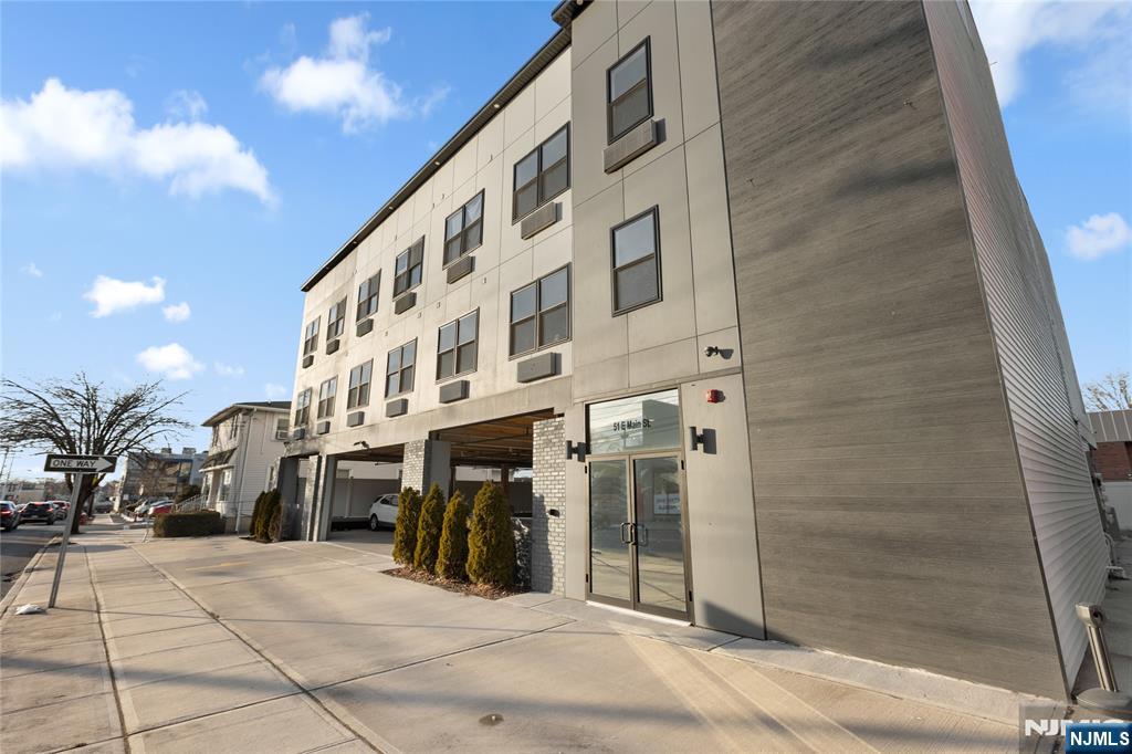 51 East Main Street, Unit 210 Bergenfield, NJ 07621 - Photo 26 of 28