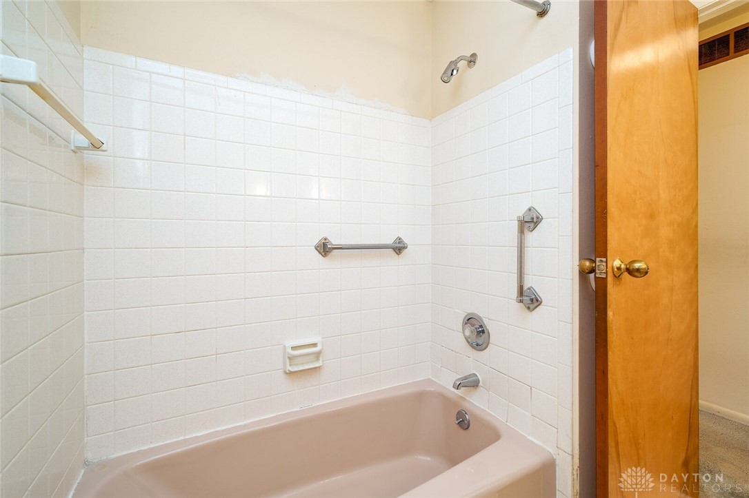 5636 Overbrooke Road Kettering, OH 45440 - Photo 28 of 46 Gallery Image 28