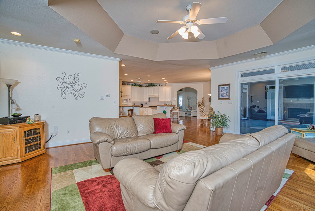 353 Compass Point Ninety Six, SC 29666 - Photo 11 of 31 Gallery Image 11