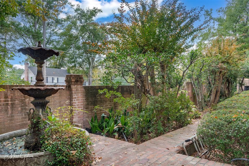 330 Pierremont Road, Unit 1 Shreveport, LA 71106 - Photo 2 of 21