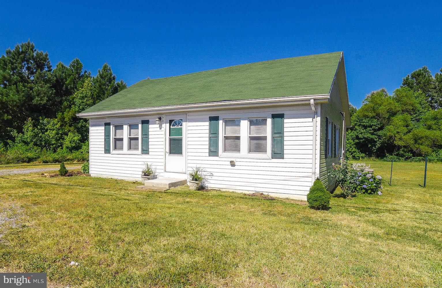 14977 Rock Point Road Newburg, MD 20664 - Photo 1 of 18 Super Cute House!