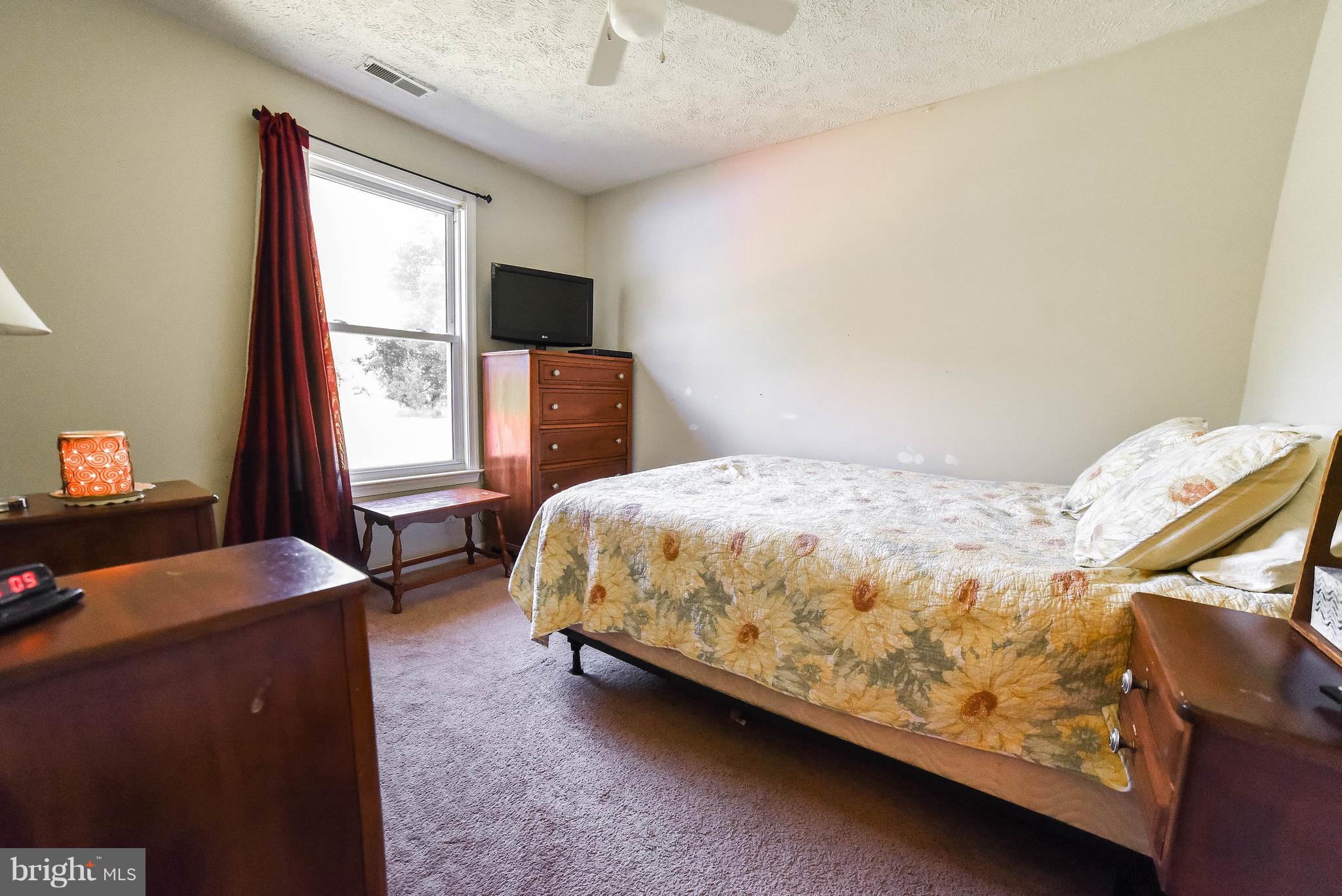 14977 Rock Point Road Newburg, MD 20664 - Photo 15 of 18 Additional room - used as a bedroom (no closet)