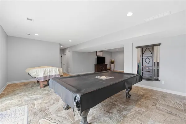 $735,000 | 14855 Northwest 61st Street, Parkville, MO 64152