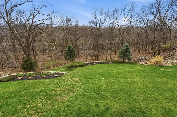 $735,000 | 14855 Northwest 61st Street, Parkville, MO 64152