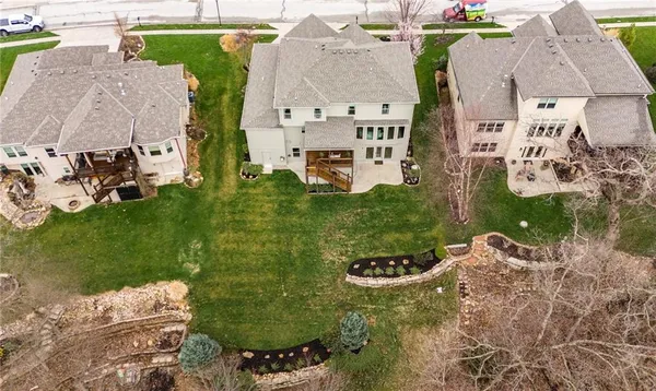 $735,000 | 14855 Northwest 61st Street, Parkville, MO 64152