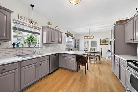 $568,000 | 120 Strassle Drive, White House, TN 37188