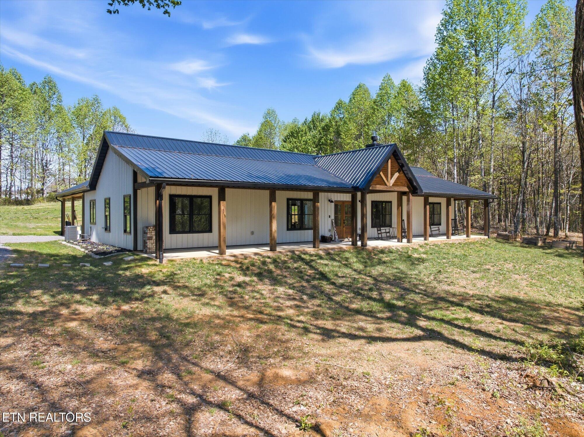 8212 Barker Road Corryton, TN 37721 - Photo 3 of 56 Gallery Image 3