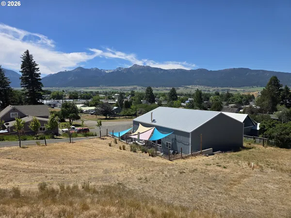 $495,000 | 207 East Silver Street, Enterprise, OR 97828