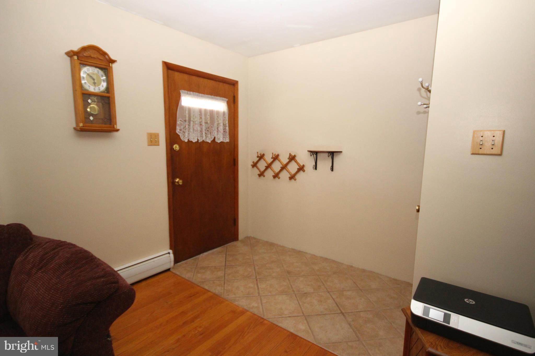 76 George Street Taneytown, MD 21787 - Photo 2 of 22 Interior (General)