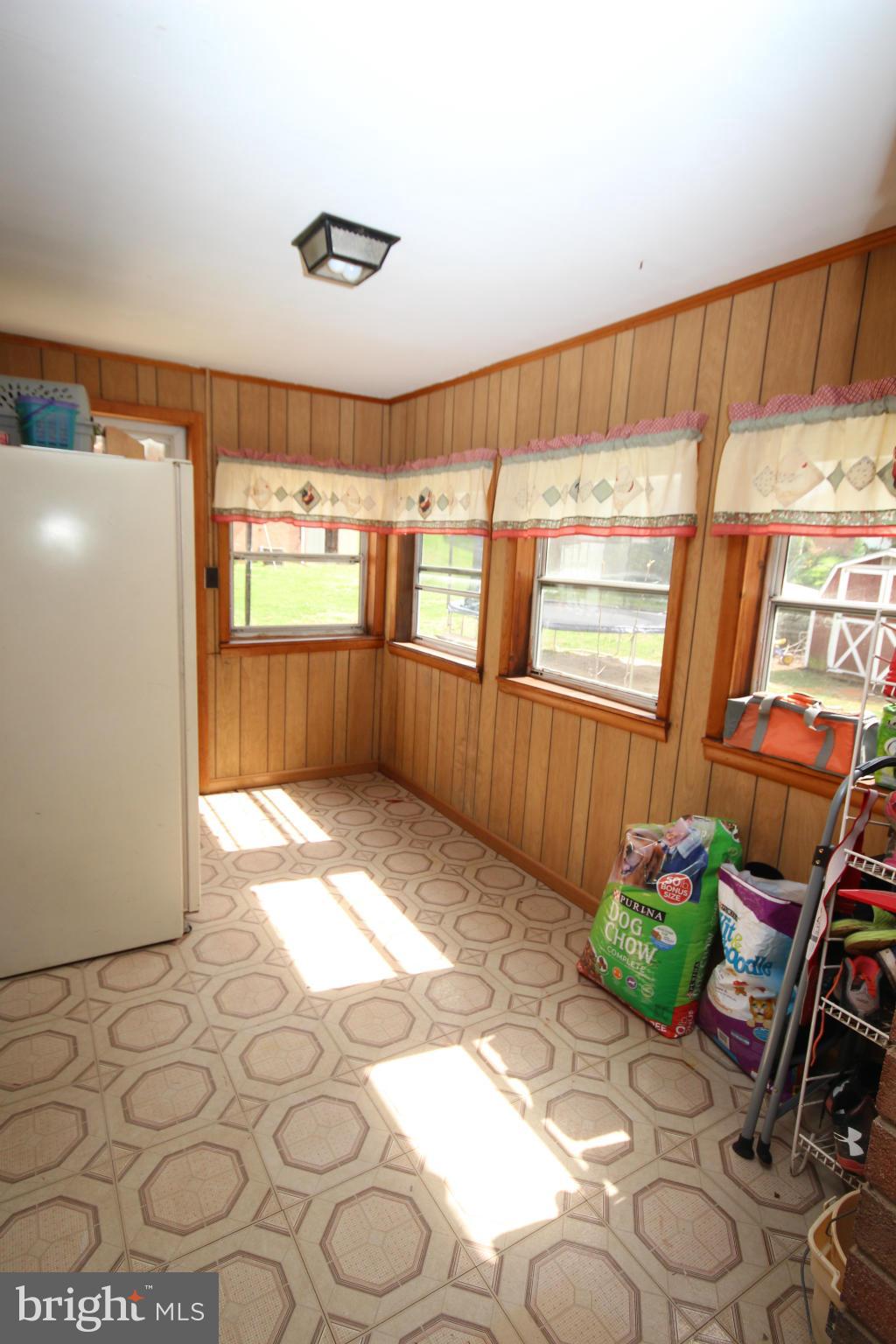 76 George Street Taneytown, MD 21787 - Photo 12 of 22 Interior (General)