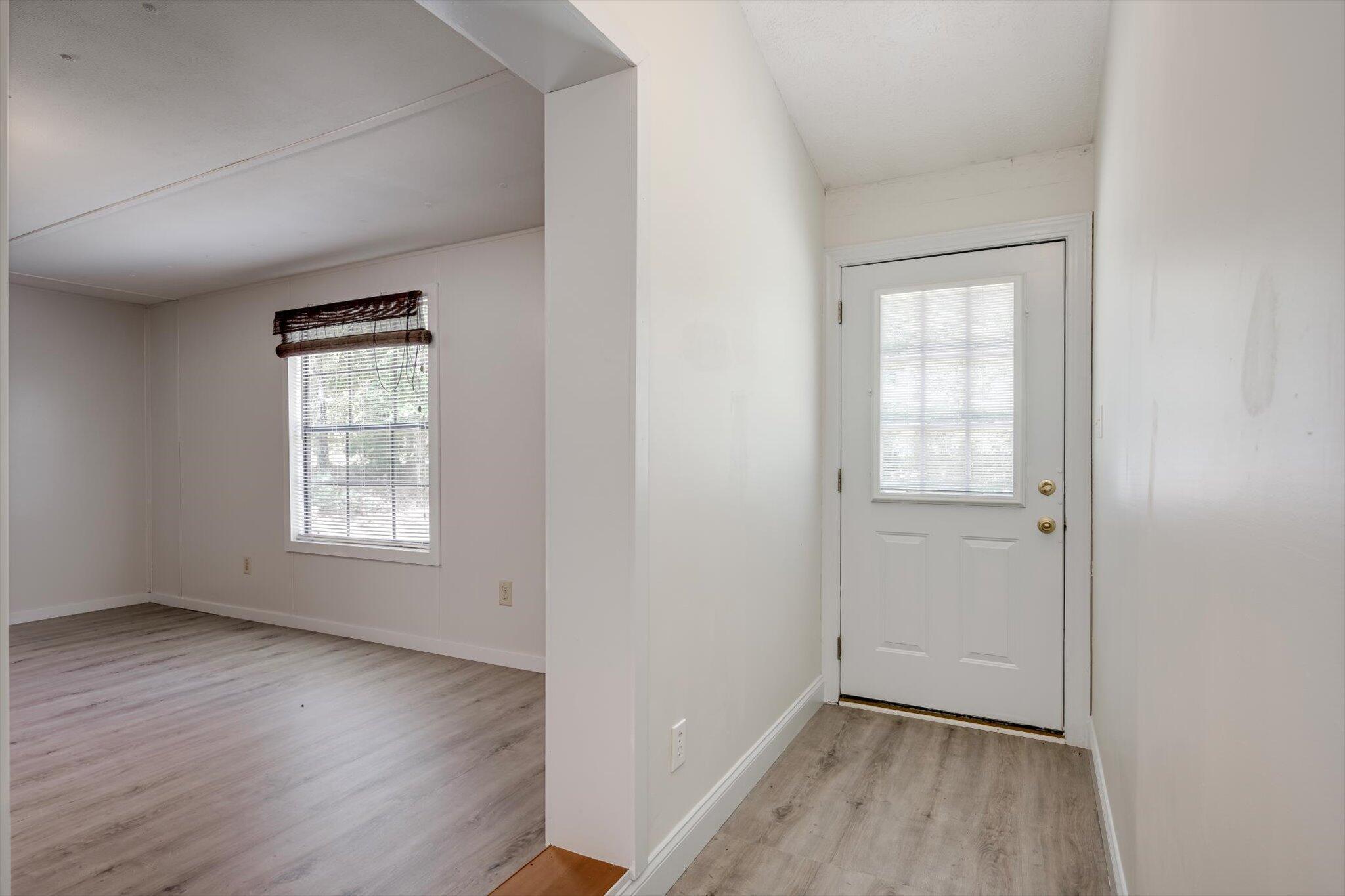 522 Wire Road Aiken, SC 29801 - Photo 4 of 36 04-004-