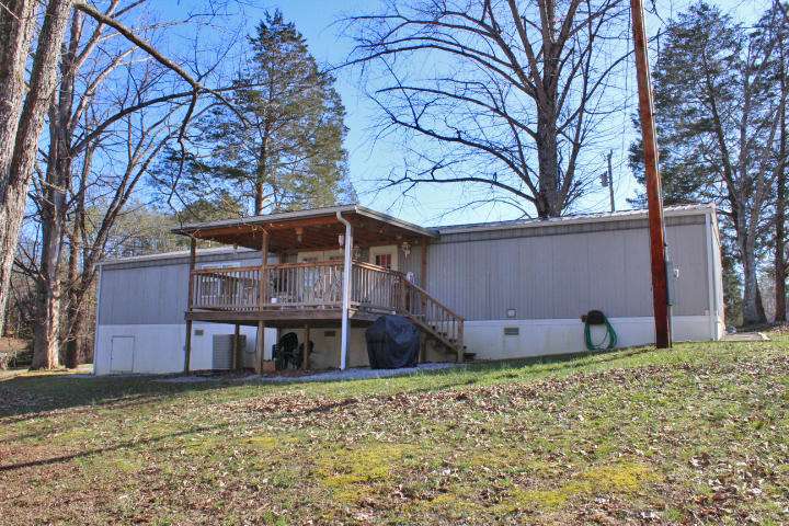 312 Kelly Pl Road Somerset, KY 42501 - Photo 3 of 19 IMG_0336