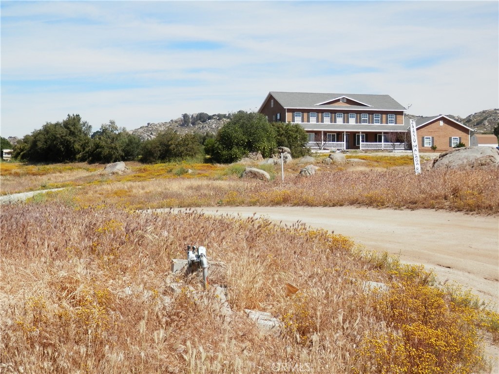0 Gunther Road Menifee, CA 92585 - Photo 19 of 30 neighbor to west