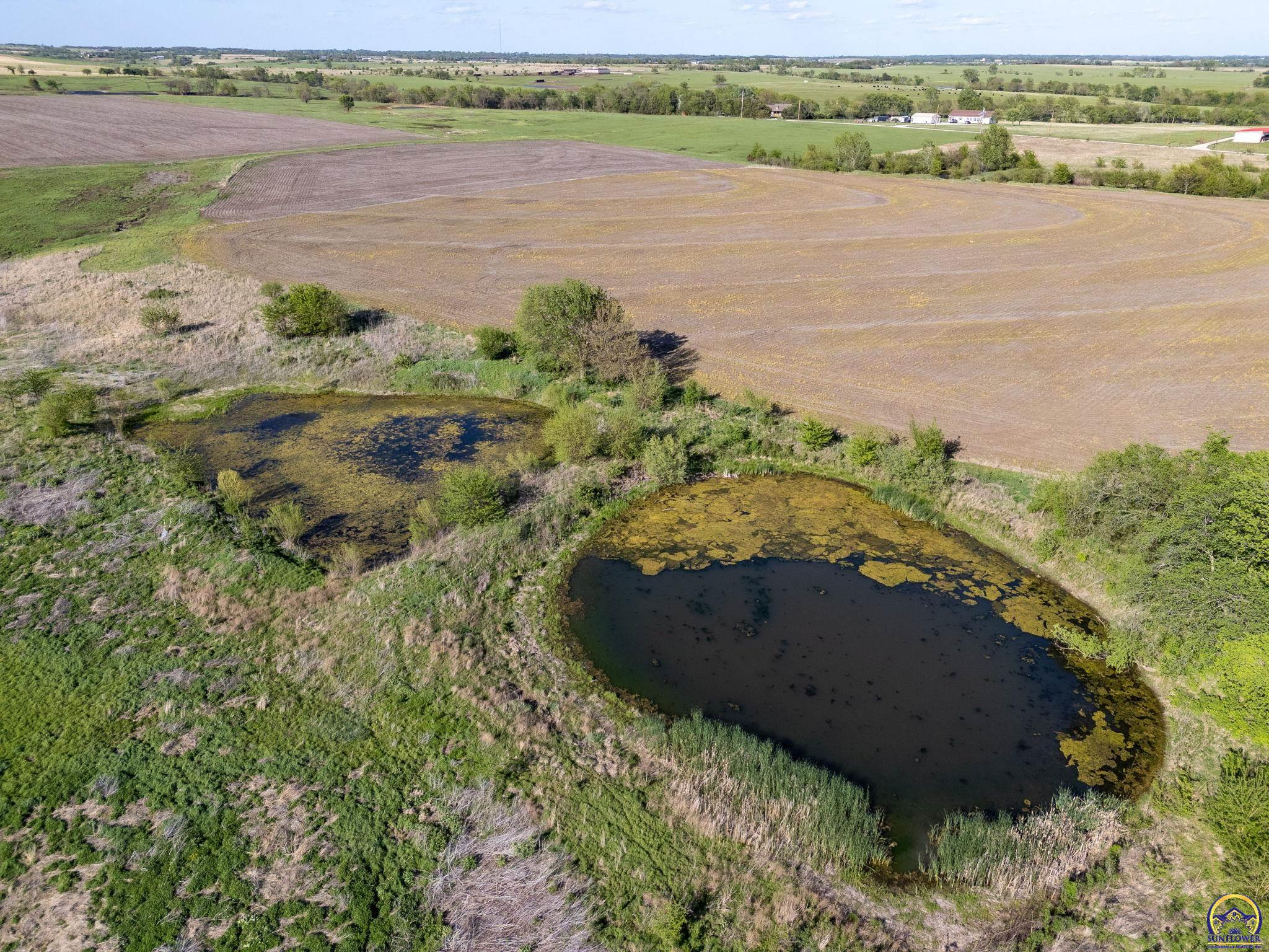 2 Southwest Docking Road Auburn, KS 66402 - Photo 16 of 17