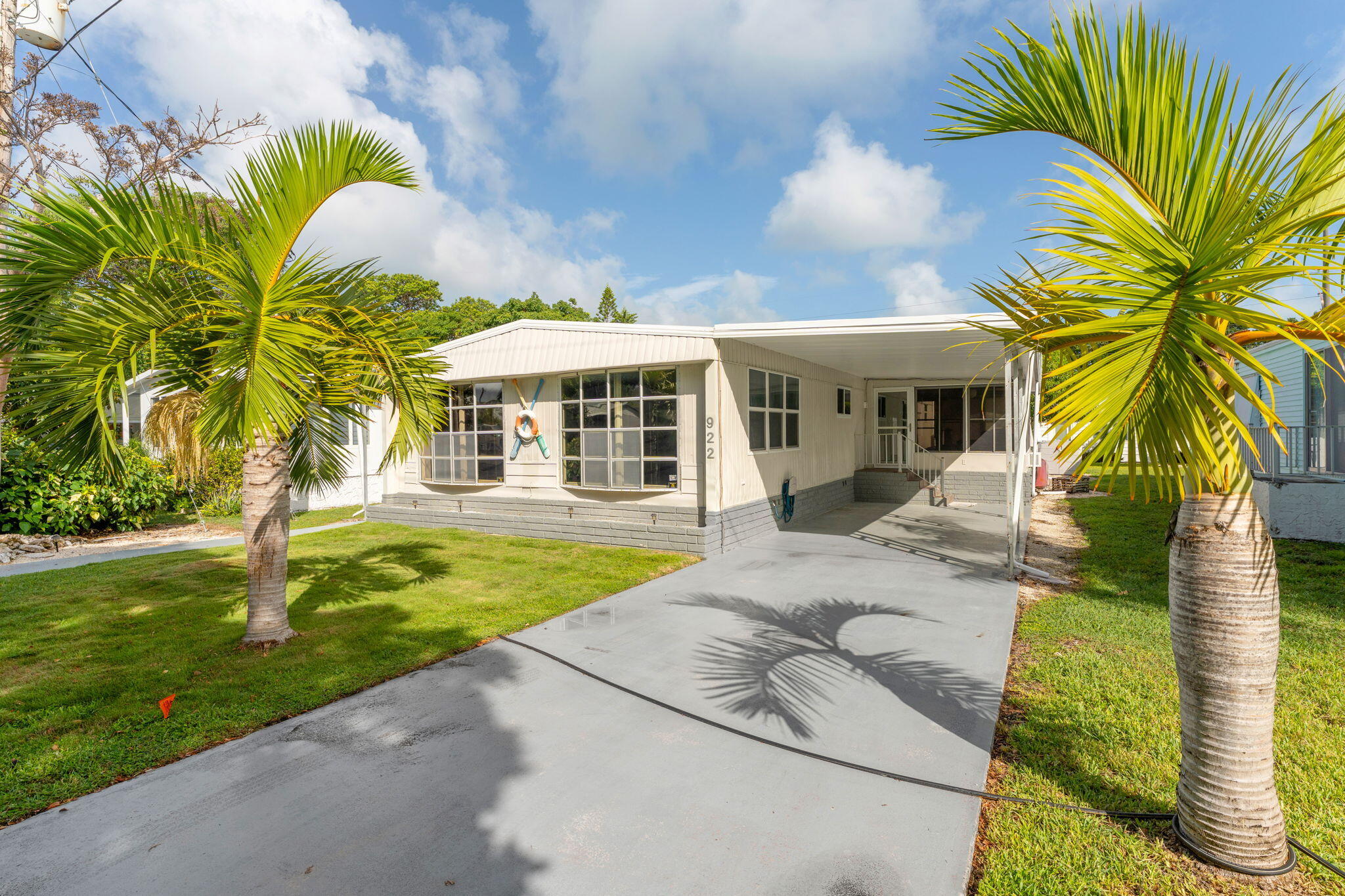 922 South Silver Circle Key Largo, FL 33037 - Photo 1 of 48 2-web-or-mls-922Silver-1