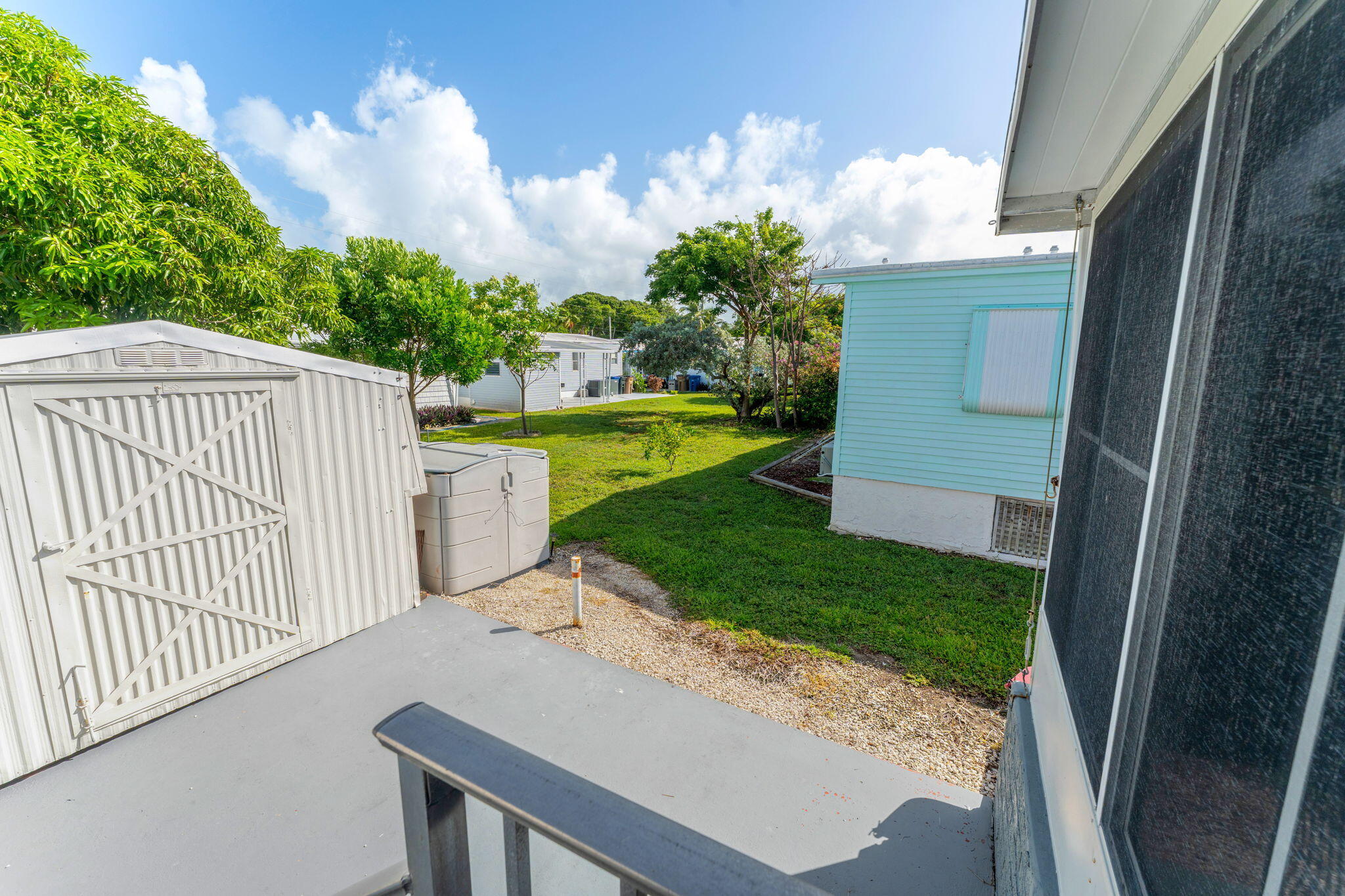 922 South Silver Circle Key Largo, FL 33037 - Photo 30 of 48 29-web-or-mls-922Silver-29