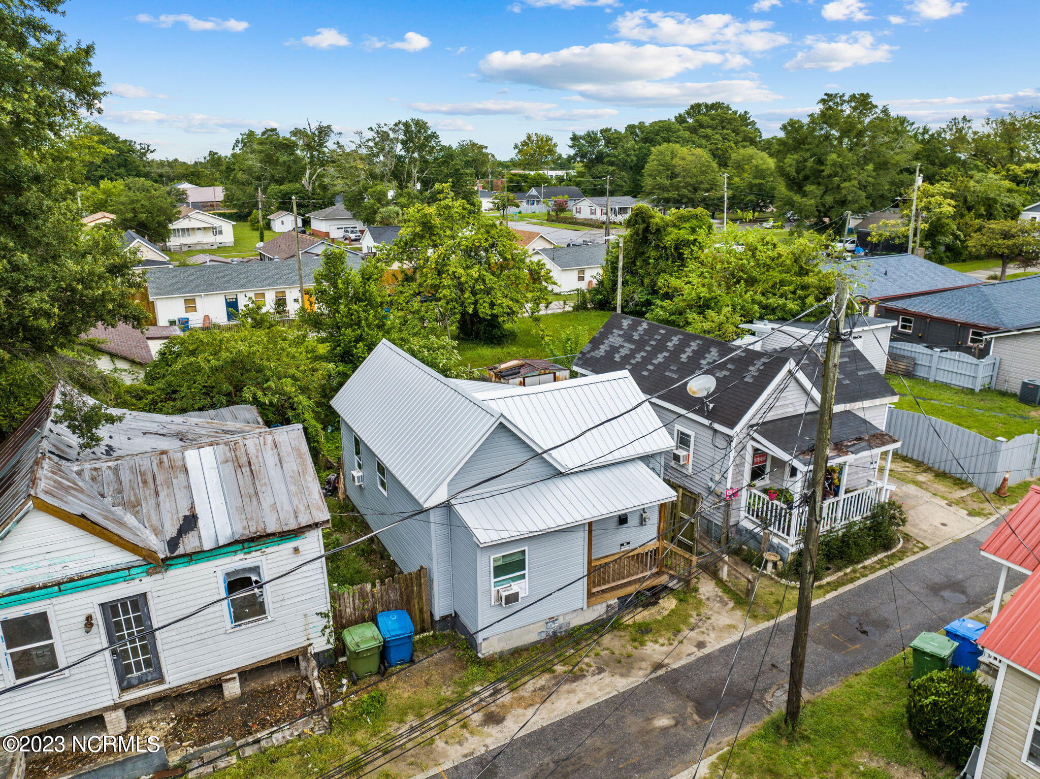 809 Russell Alley Wilmington, NC 28401 - Photo 6 of 15 8-web-or-mls-DJI_0182