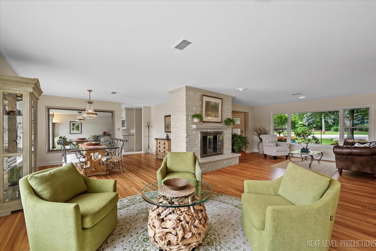 31 3n697 Rte Street St. Charles, IL 60174 - Photo 10 of 49