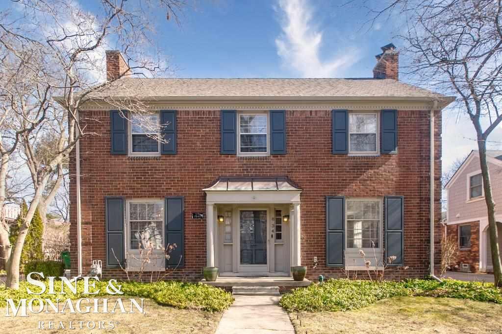 834 Westchester Road Grosse Pointe Park, MI 48230 - Photo 1 of 44