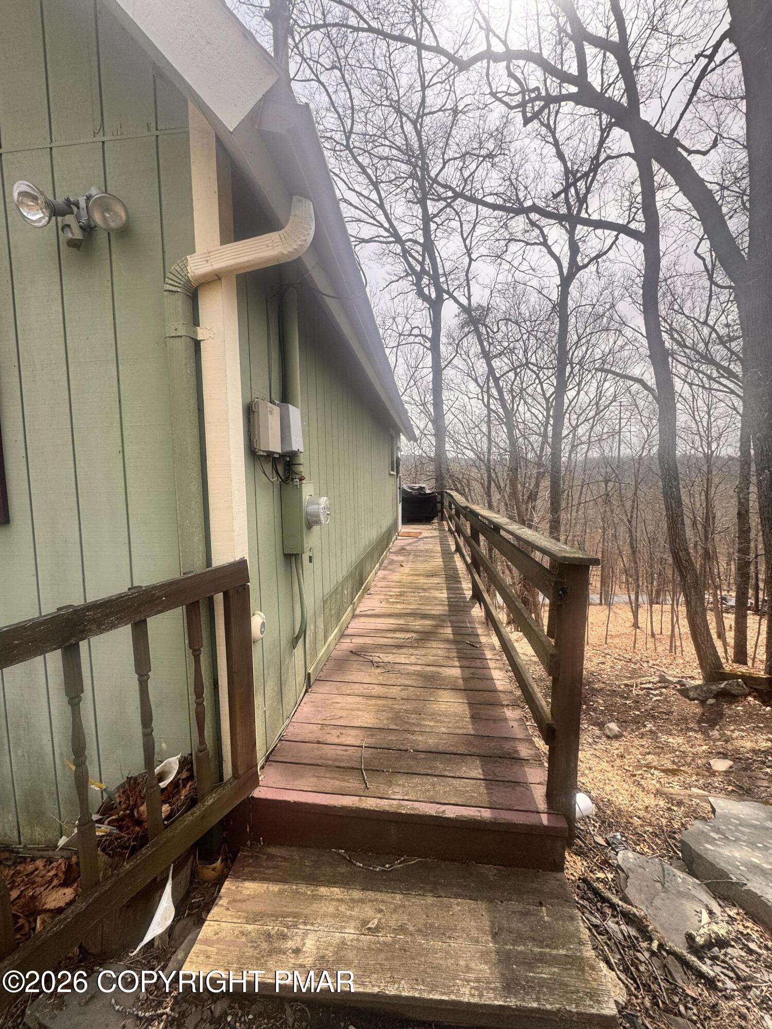 166 Dover Drive Bushkill, PA 18324 - Photo 3 of 21