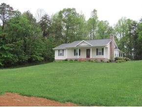 304 Bill Bennett Road Johnson City, TN 37604 - Photo 1 of 12 Country Living close to City