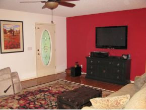 304 Bill Bennett Road Johnson City, TN 37604 - Photo 8 of 12 Flat Screen wacceptible offer