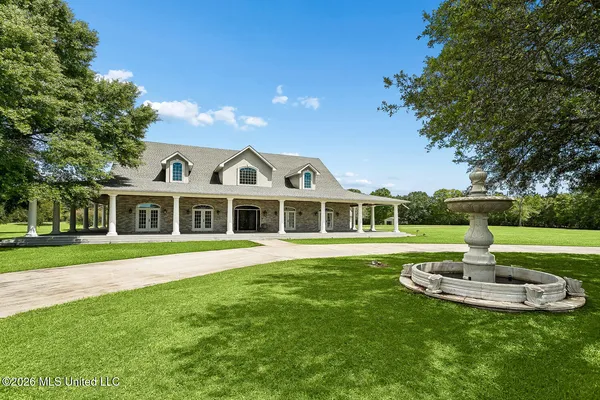 $1,620,000 | 242 Carey Byrd Road, Carriere, MS 39426
