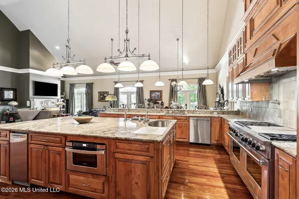 $1,620,000 | 242 Carey Byrd Road, Carriere, MS 39426