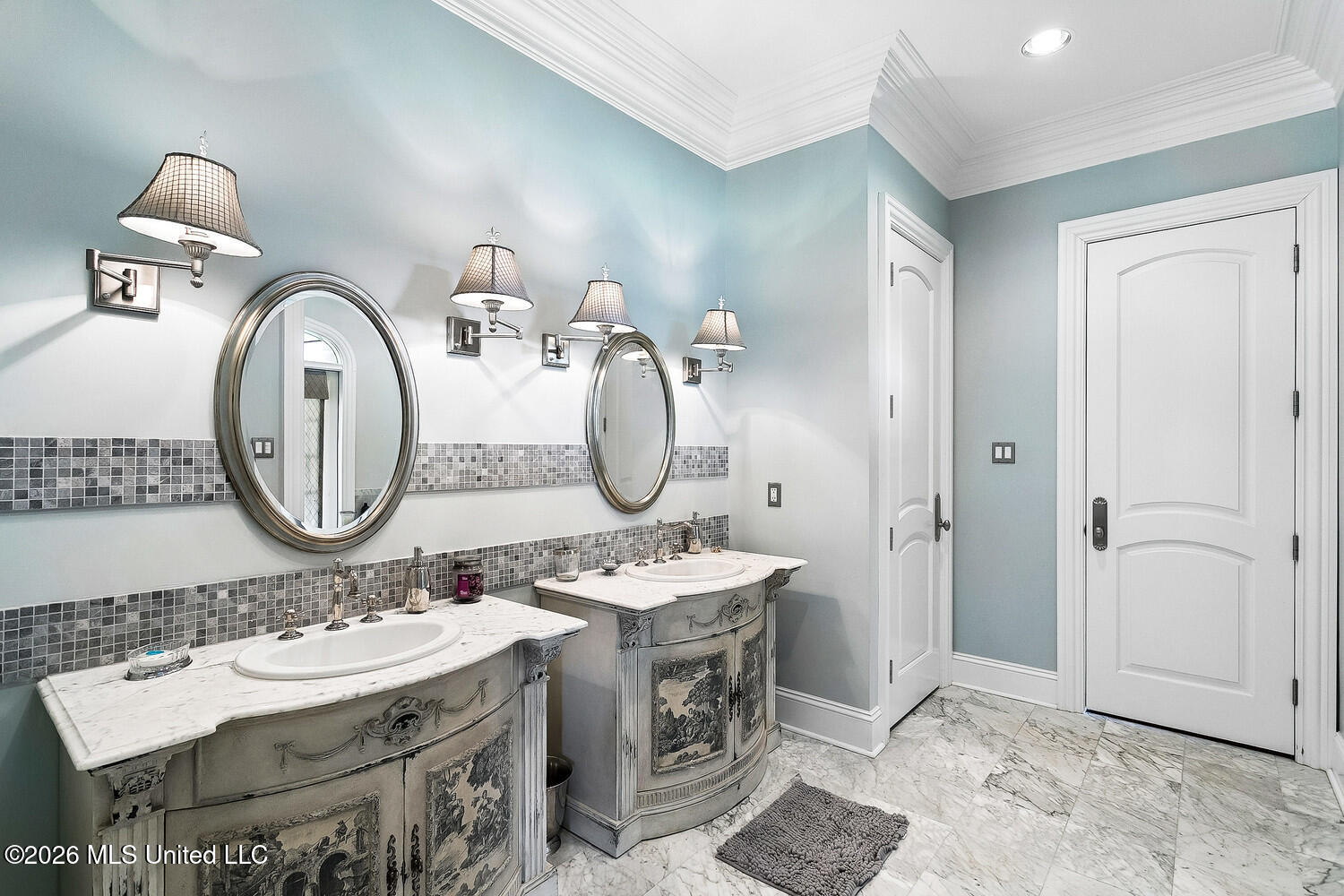 242 Carey Byrd Road Carriere, MS 39426 - Photo 26 of 65 Jack & Jill bath