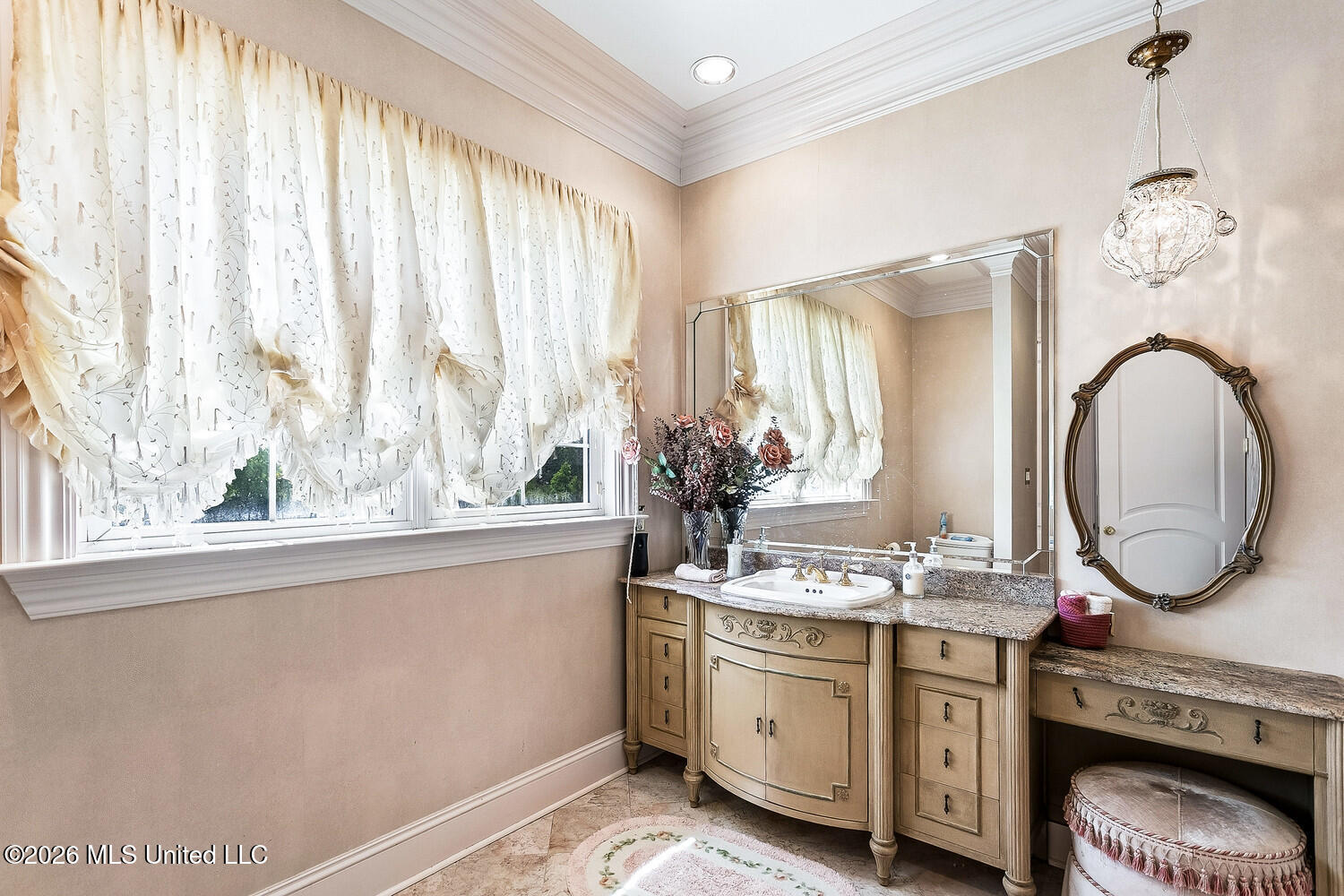 242 Carey Byrd Road Carriere, MS 39426 - Photo 32 of 65 Upstairs suite 2