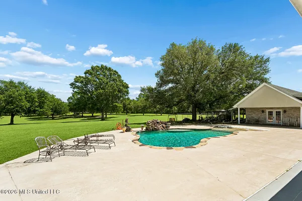 $1,620,000 | 242 Carey Byrd Road, Carriere, MS 39426