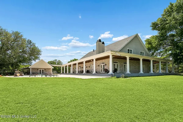 $1,620,000 | 242 Carey Byrd Road, Carriere, MS 39426
