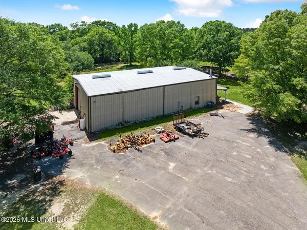 $1,620,000 | 242 Carey Byrd Road, Carriere, MS 39426