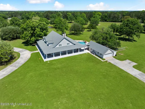 $1,620,000 | 242 Carey Byrd Road, Carriere, MS 39426