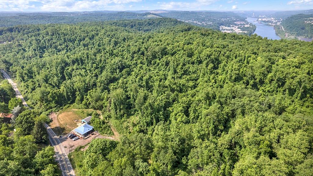 150 Coyote Ridge Road Elizabeth, PA 15037 - Photo 2 of 15