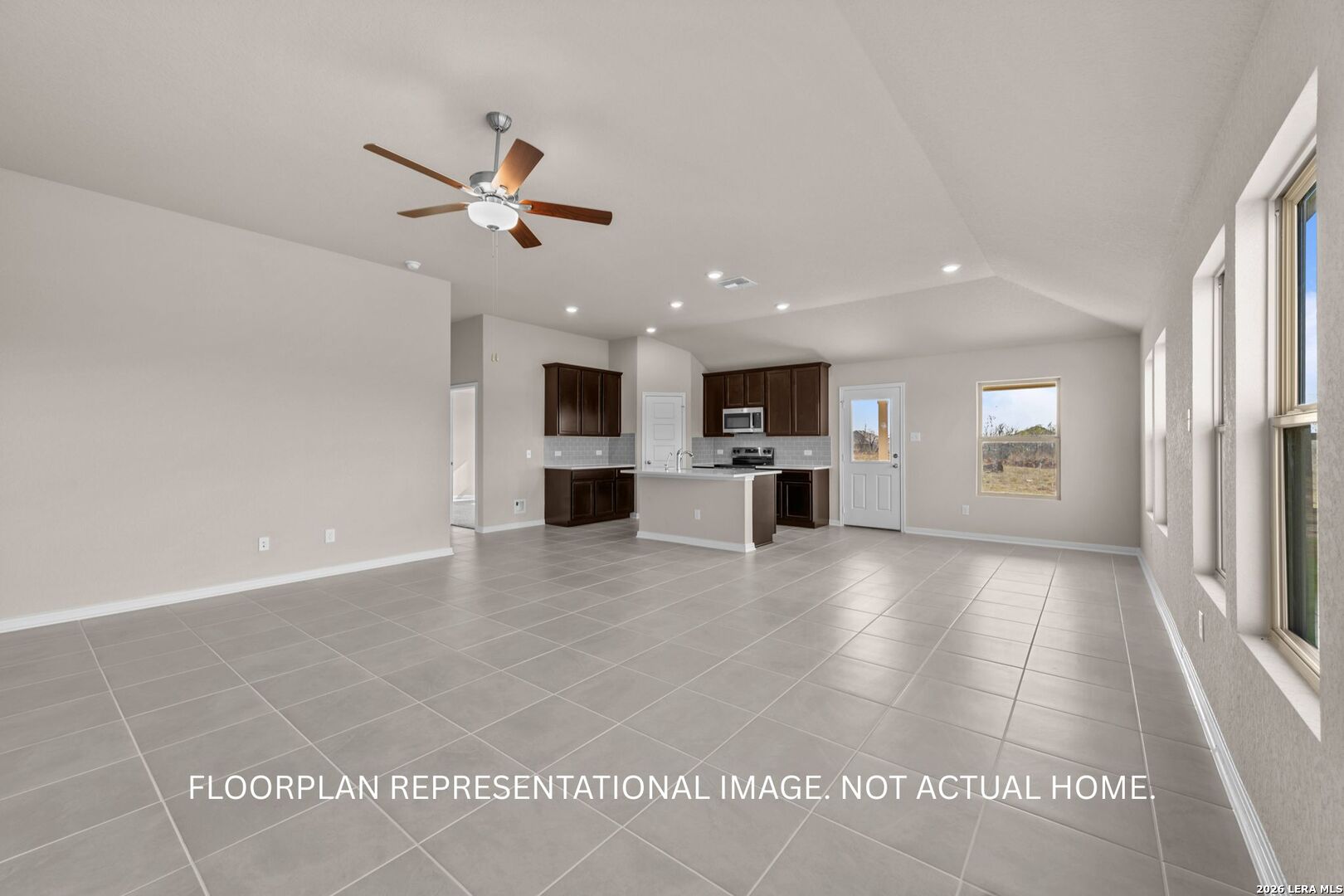 1025 RIVER WOOD Seguin, TX 78155 - Photo 10 of 27
