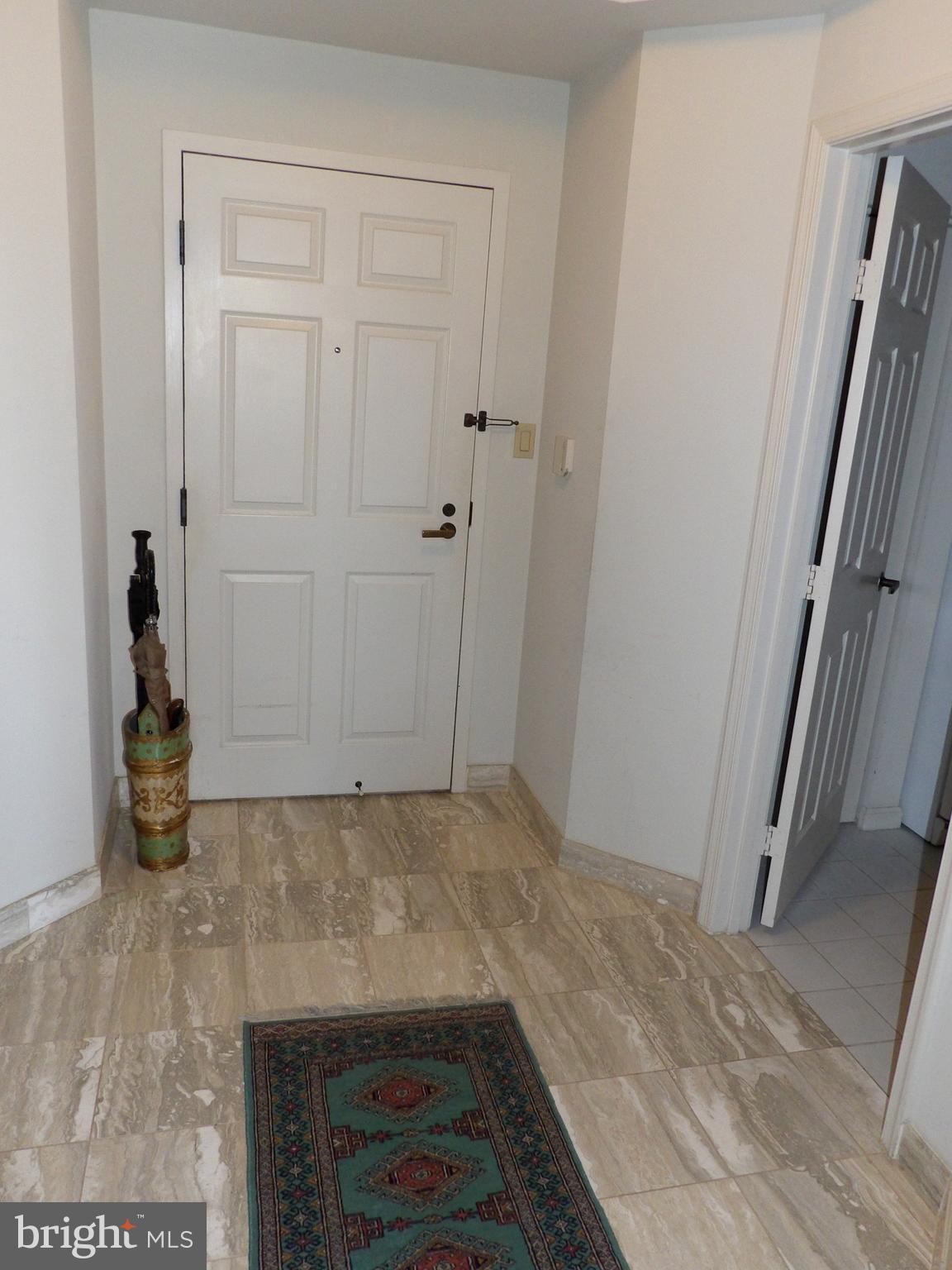 3801 Canterbury Road, Unit 704 Baltimore, MD 21218 - Photo 25 of 37 Foyer