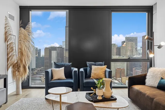 $650,000 | 234 West Polk Street, Unit 2804, Chicago, IL 60605