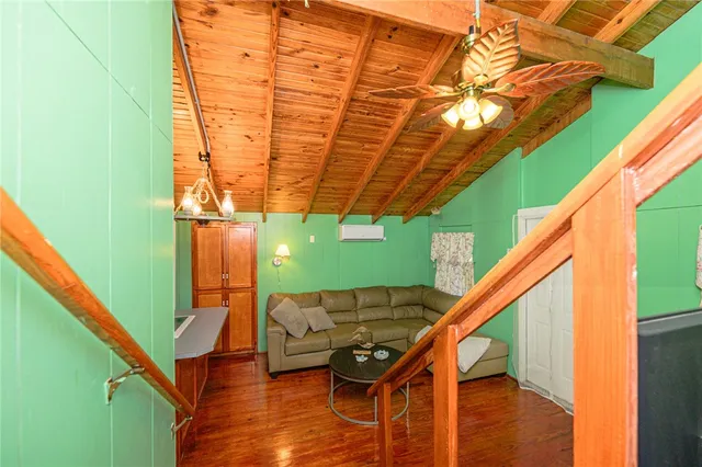 $200,000 | 134 Live Oak Street, Rockport, TX 78382