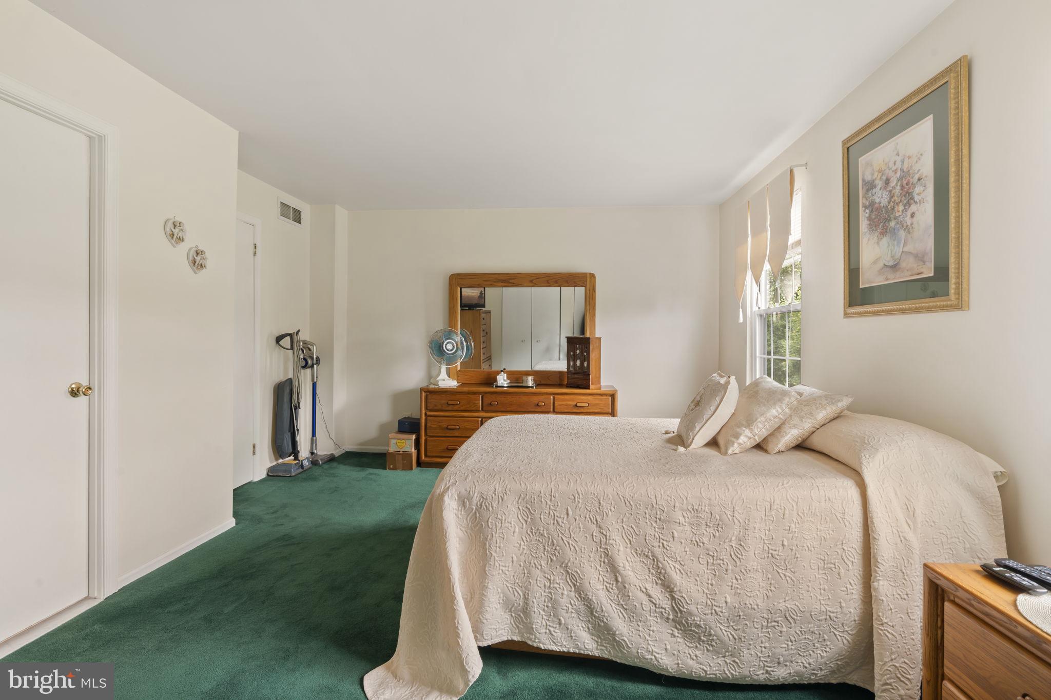 25 Ruth Road Brookhaven, PA 19015 - Photo 18 of 27