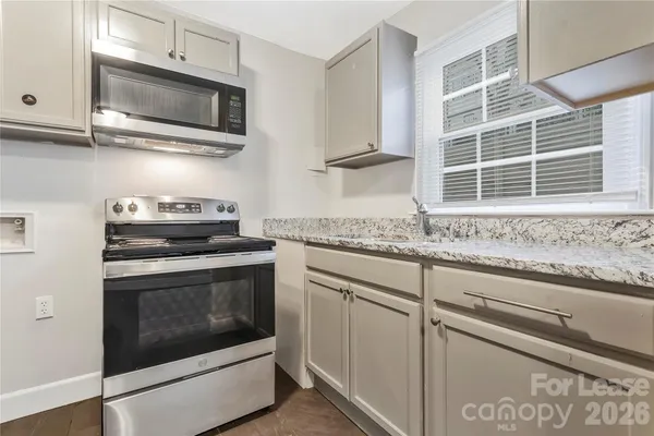 $1,100 | 321 South Gardner Avenue, Unit 2, Charlotte, NC 28208